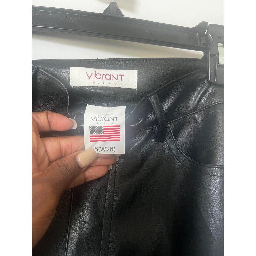 Womens Vibrant Leather Pants - Picture 5 of 5